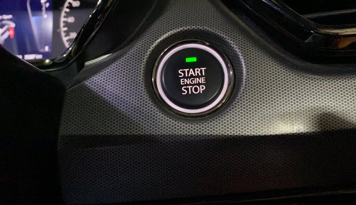 2022 Tata Safari XZA PLUS DARK EDITION, Diesel, Automatic, 35,266 km, Keyless Start/ Stop Button