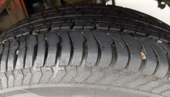 2013 Maruti Alto K10 VXI, Petrol, Manual, 3,870 km, Left Rear Tyre Tread