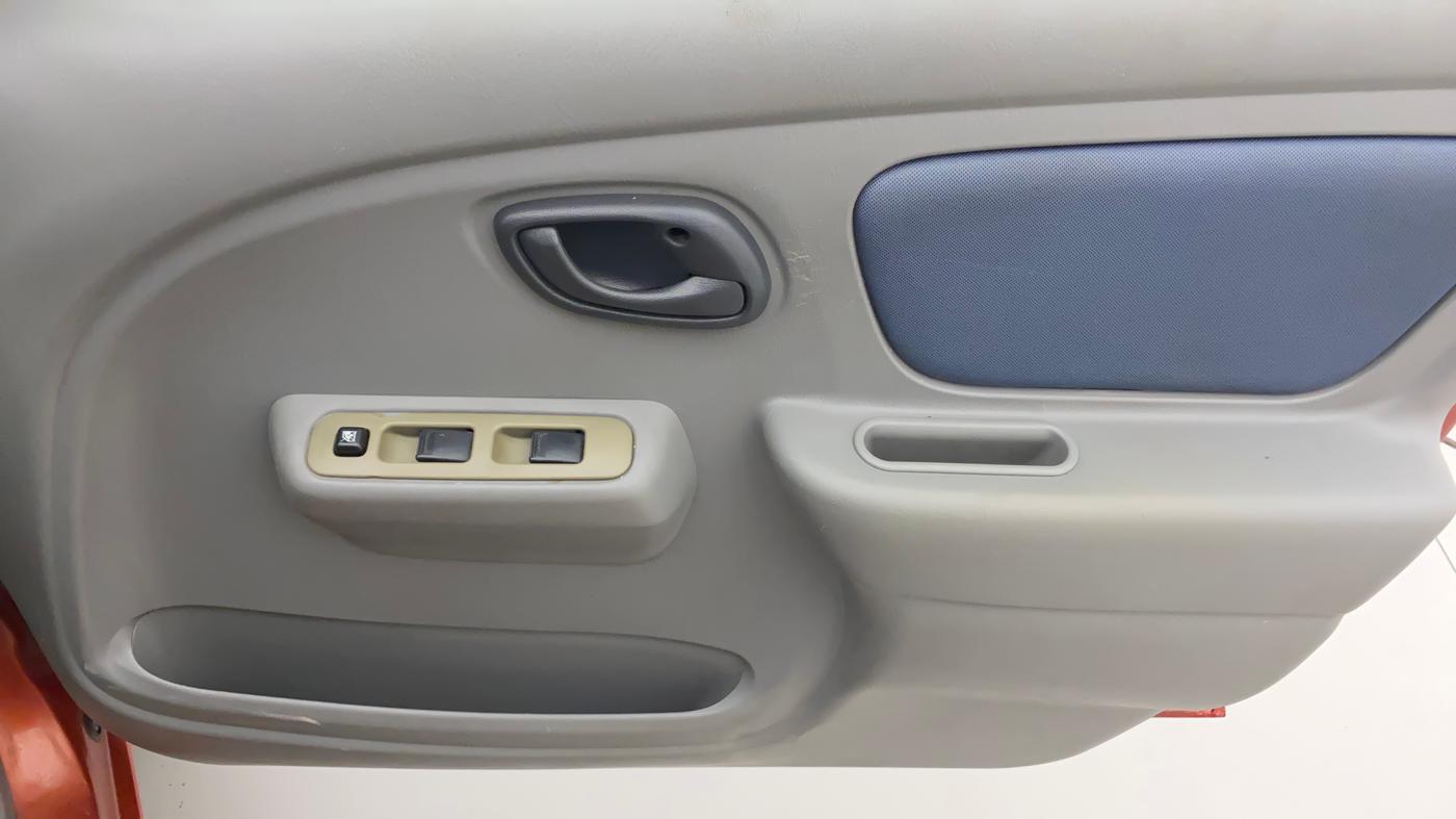 2013 Maruti Alto K10 VXI, Petrol, Manual, 3,870 km, Driver Side Door Panels Control