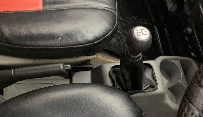 2013 Maruti Alto K10 VXI, Petrol, Manual, 3,870 km, Gear lever - Boot Cover minor damage