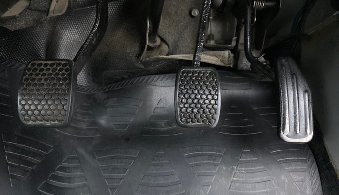 2018 Maruti Eeco 5 STR WITH A/C+HTR, Petrol, Manual, 22,845 km, Pedals