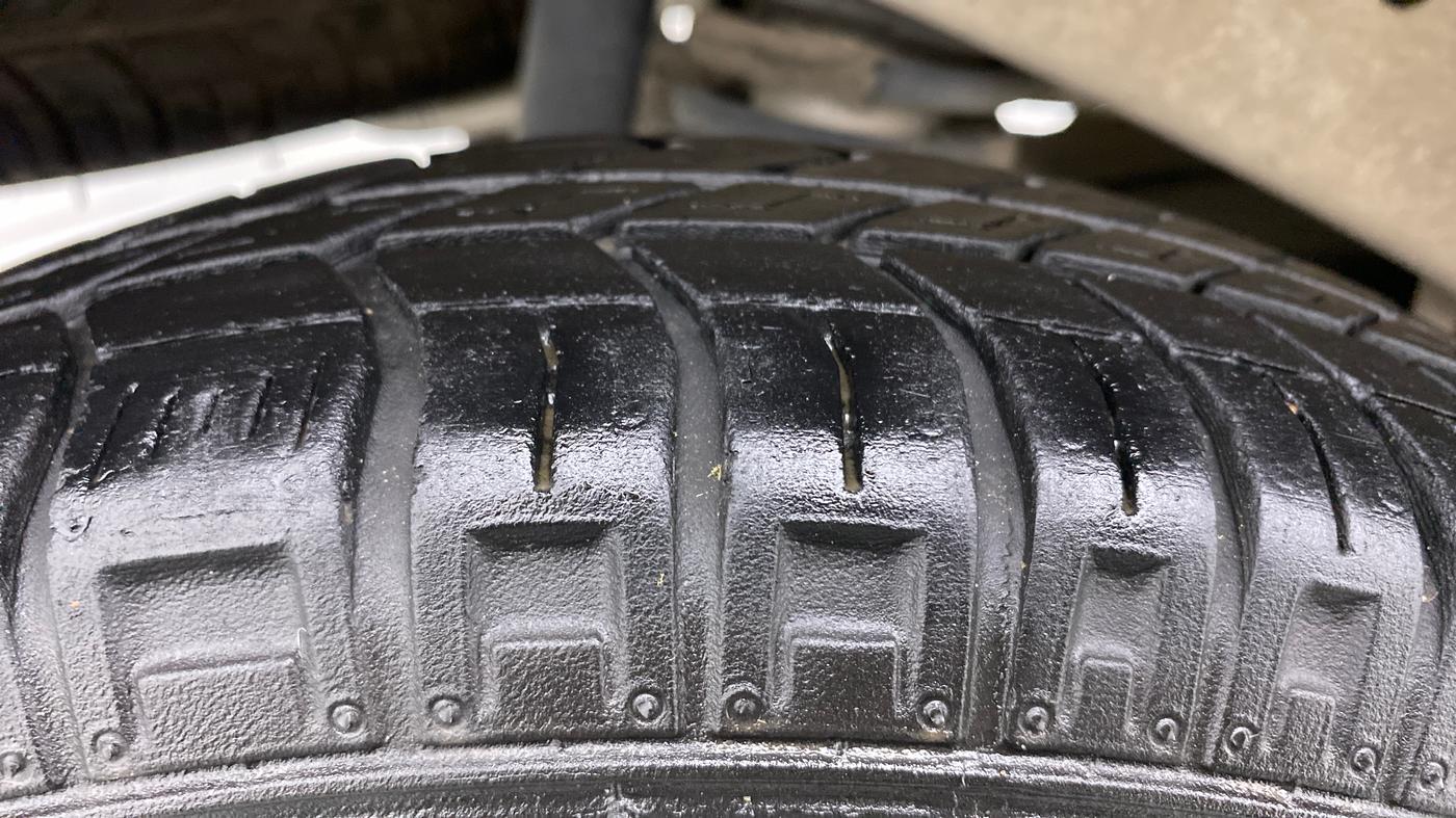 2018 Maruti Eeco 5 STR WITH A/C+HTR, Petrol, Manual, 22,845 km, Right Rear Tyre Tread