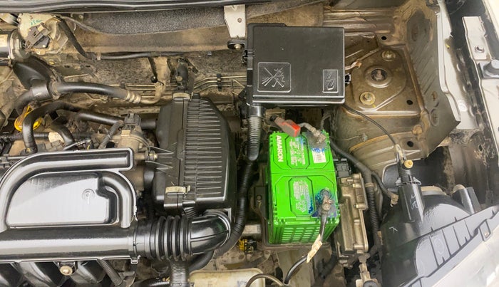 2019 Renault Kwid CLIMBER 1.0 AMT, Petrol, Automatic, 33,204 km, Engine View - Left