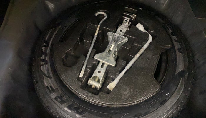 2018 Maruti Ciaz ALPHA 1.4 PETROL, Petrol, Manual, 99,109 km, Spare Tyre