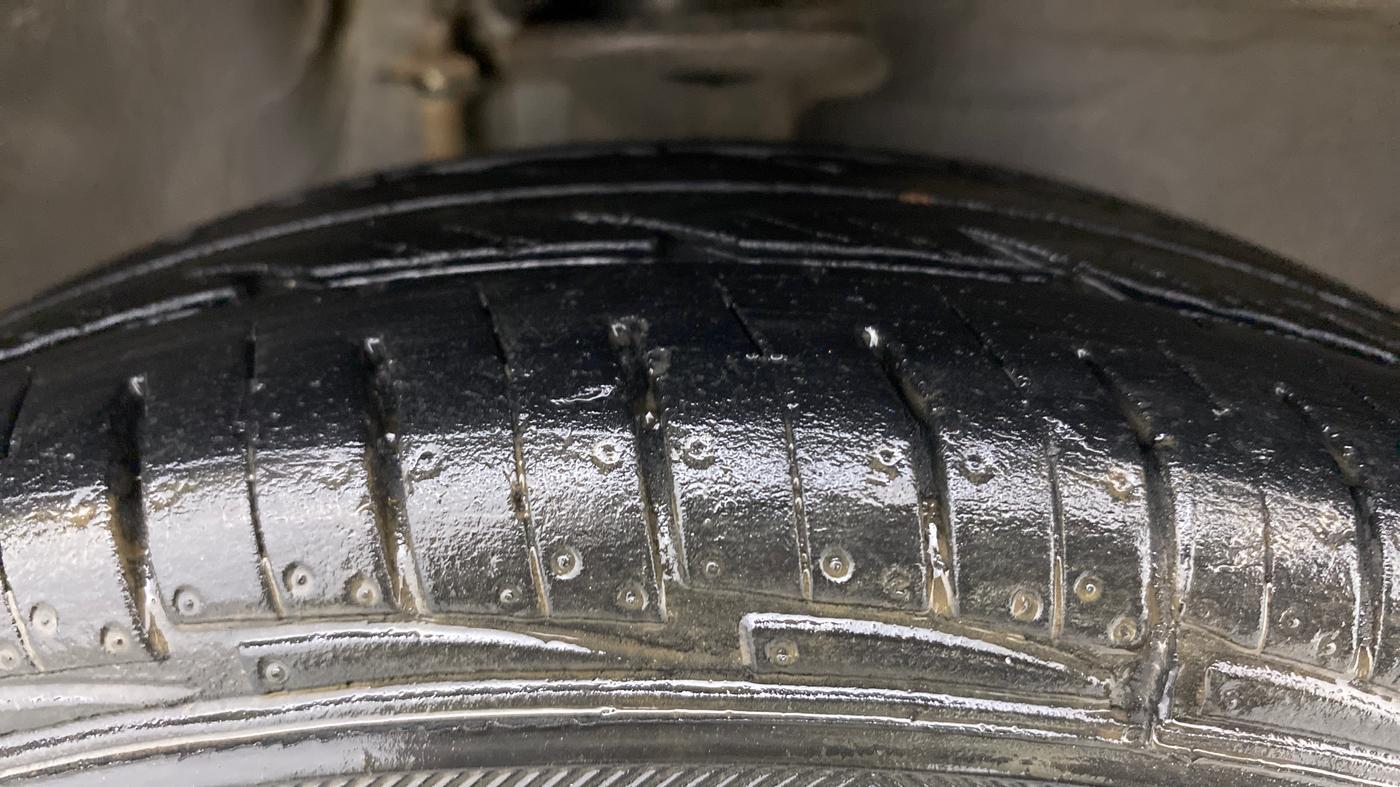 2019 Maruti Alto 800 LXI, Petrol, Manual, 35,797 km, Right Front Tyre Tread