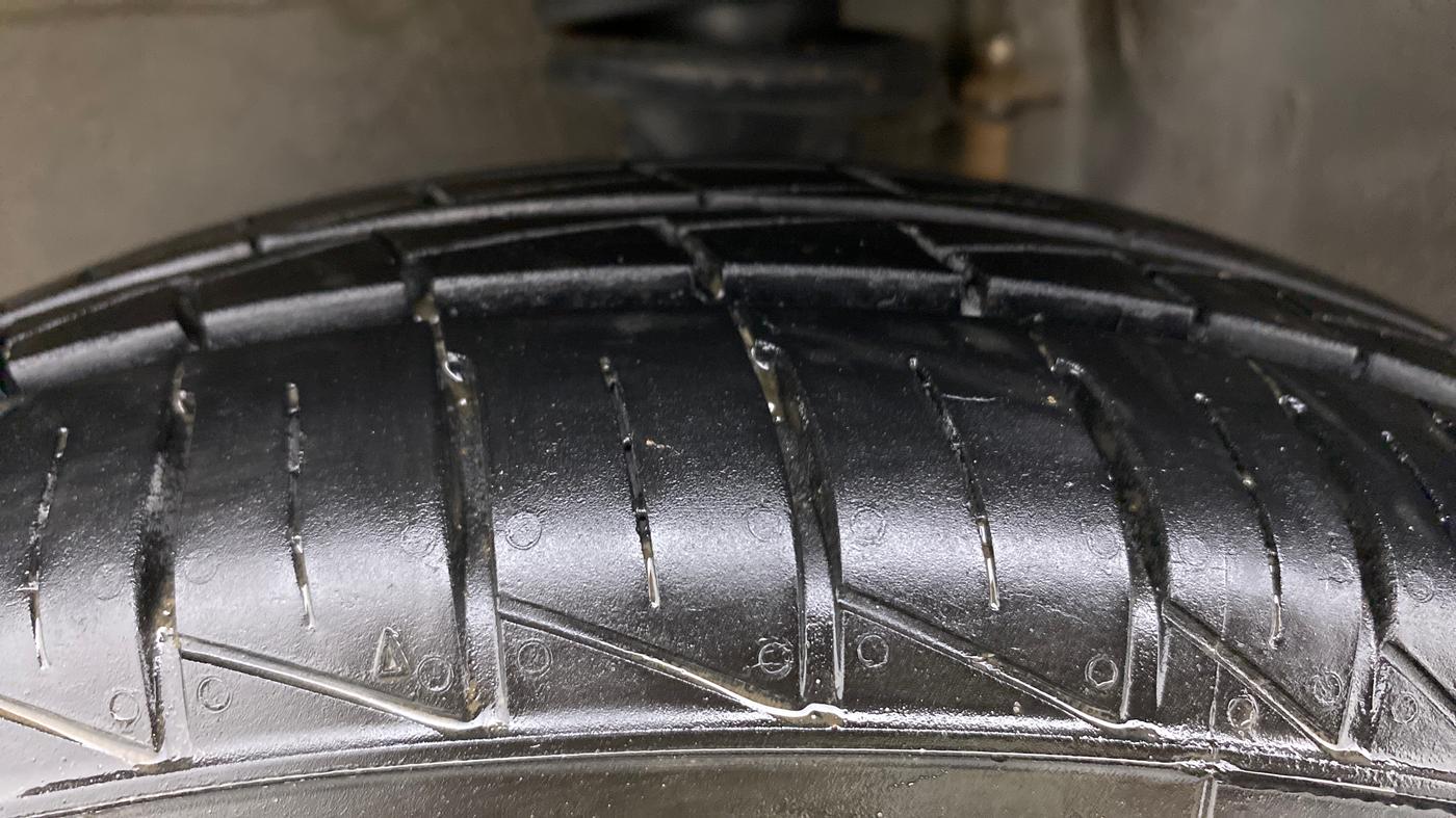 2019 Maruti Alto 800 LXI, Petrol, Manual, 35,797 km, Left Front Tyre Tread