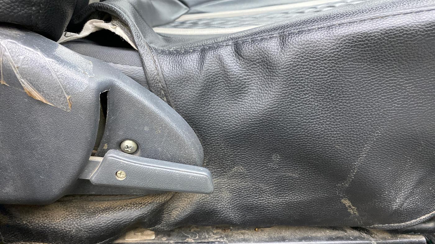 2019 Maruti Alto 800 LXI, Petrol, Manual, 35,797 km, Driver Side Adjustment Panel