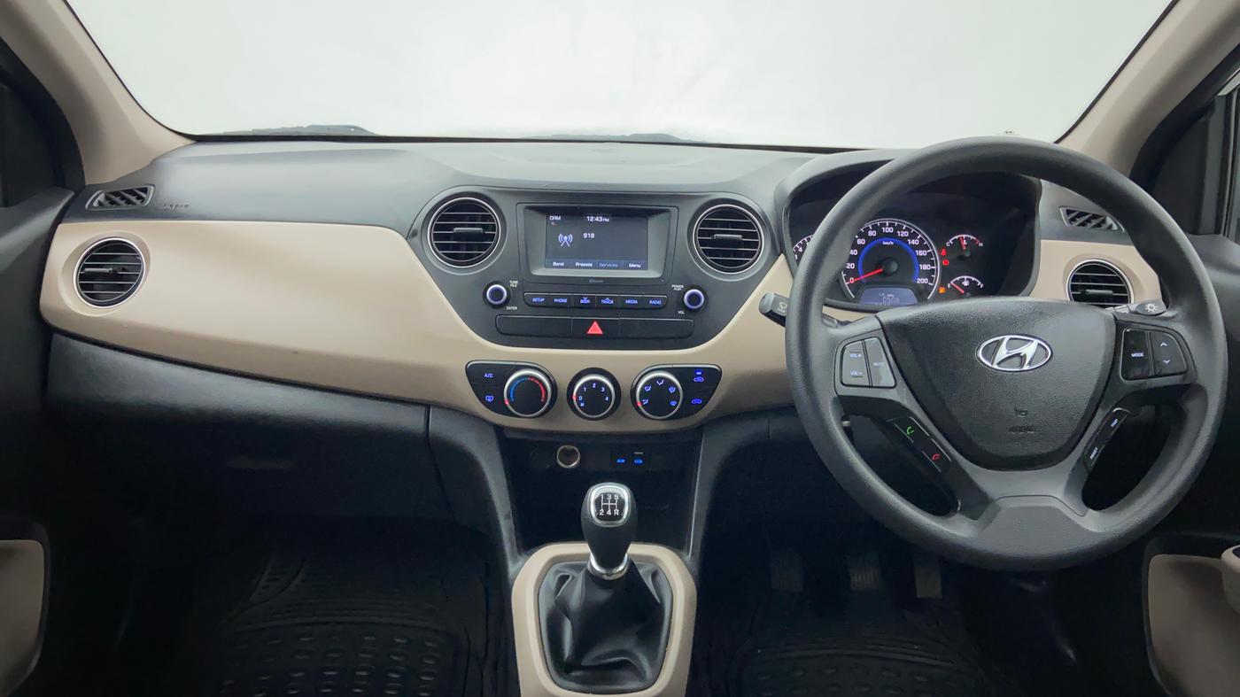 2017 Hyundai Grand i10 SPORTZ 1.2 KAPPA VTVT, Petrol, Manual, 19,595 km, Dashboard View