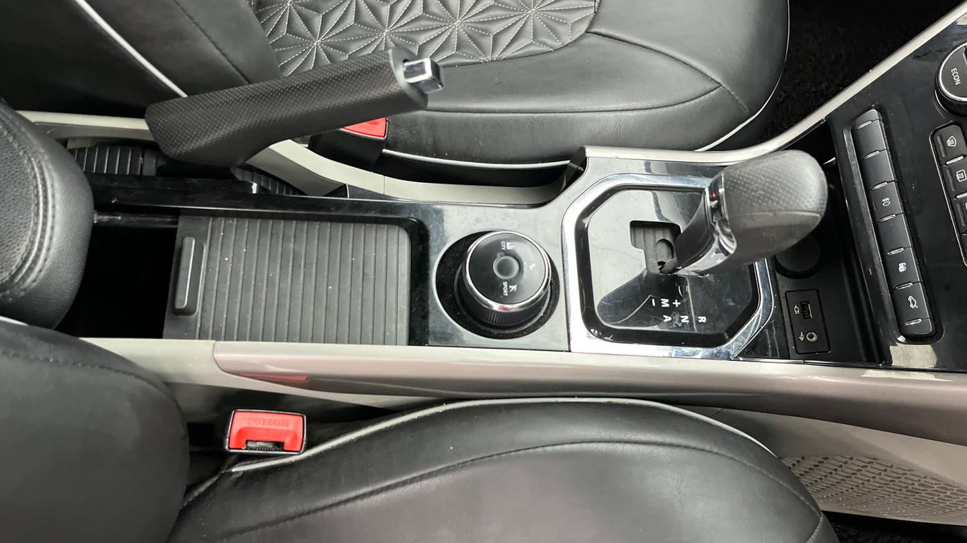 2019 Tata NEXON XZA PLUS PETROL, Petrol, Automatic, 48,542 km, Gear Lever