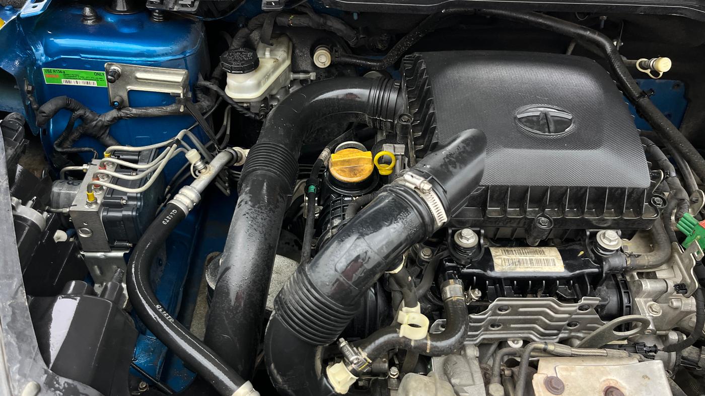 2019 Tata NEXON XZA PLUS PETROL, Petrol, Automatic, 48,542 km, Engine View - Right