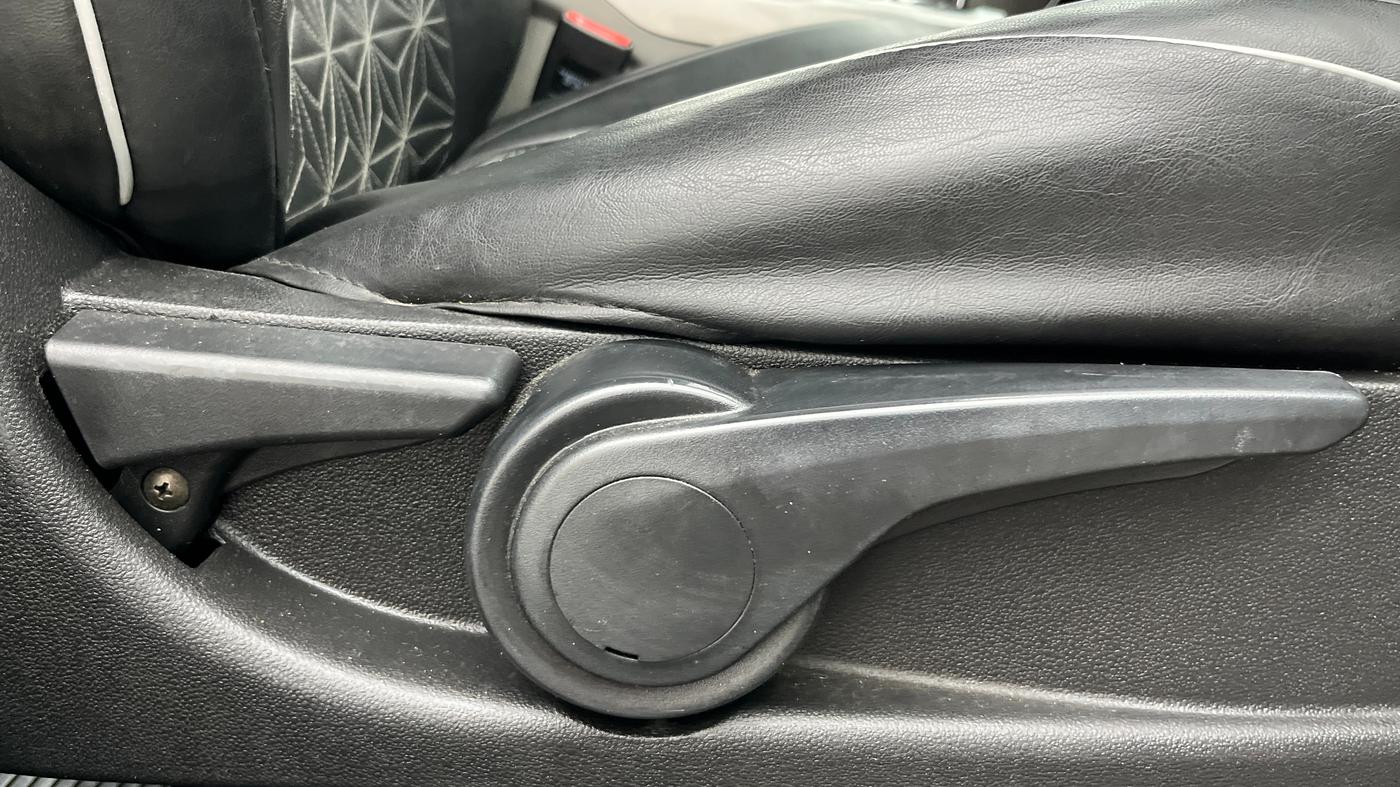 2019 Tata NEXON XZA PLUS PETROL, Petrol, Automatic, 48,542 km, Driver Side Adjustment Panel