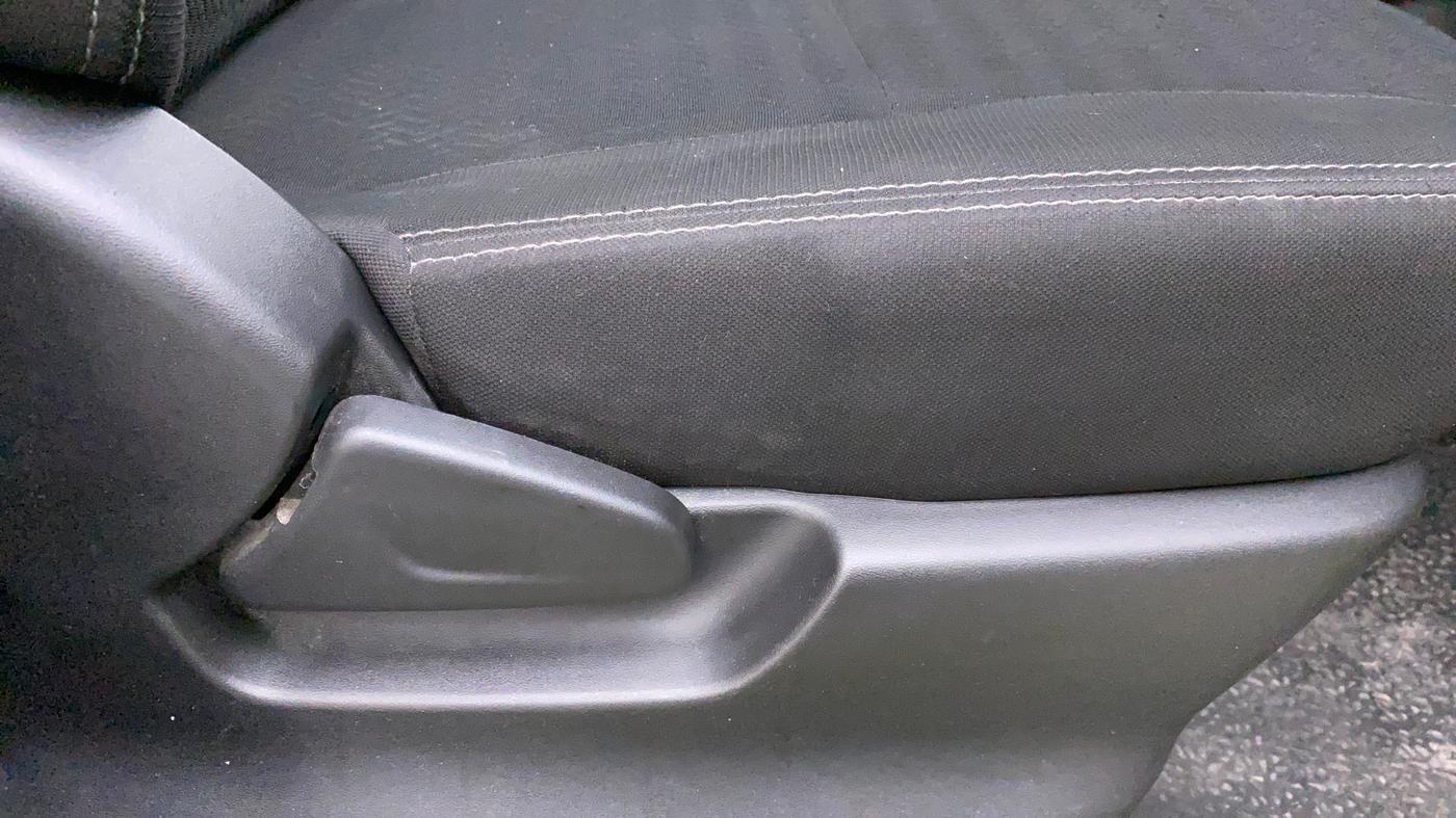 2018 Datsun Redi Go T(O) 1.0 AMT, Petrol, Automatic, 14,818 km, Driver Side Adjustment Panel