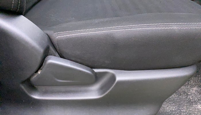 2018 Datsun Redi Go T(O) 1.0 AMT, Petrol, Automatic, 14,818 km, Driver Side Adjustment Panel