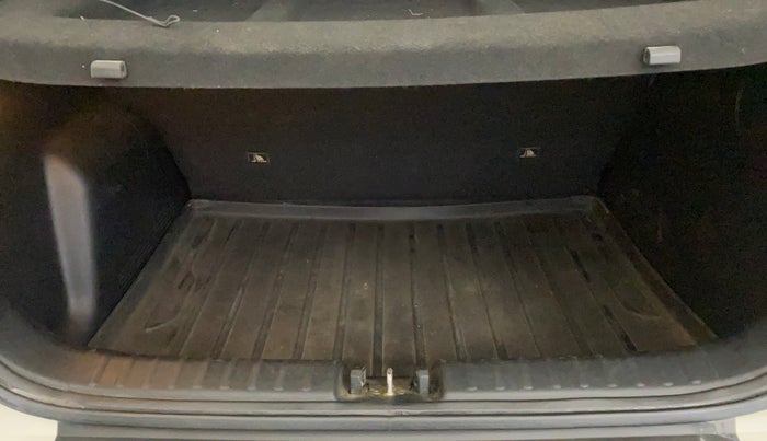 2020 KIA SONET GTX PLUS 1.0 DCT, Petrol, Automatic, 92,152 km, Boot Inside