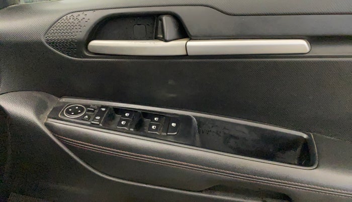 2020 KIA SONET GTX PLUS 1.0 DCT, Petrol, Automatic, 92,152 km, Driver Side Door Panels Control