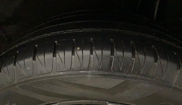 2020 KIA SONET GTX PLUS 1.0 DCT, Petrol, Automatic, 92,152 km, Left Rear Tyre Tread