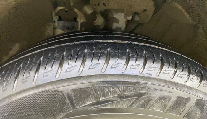 2021 Hyundai VENUE SX PLUS 1.0 TURBO DCT, Petrol, Automatic, 31,075 km, Left Front Tyre Tread