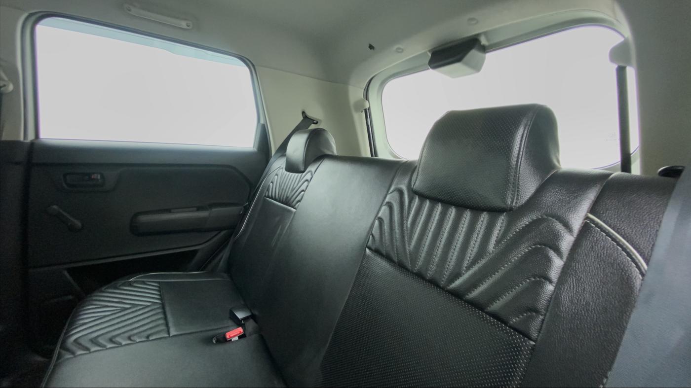 2019 Maruti New Wagon-R 1.0 Lxi (o) cng, CNG, Manual, 54,324 km, Right Side Rear Door Cabin