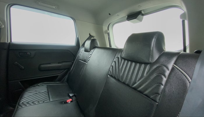 2019 Maruti New Wagon-R 1.0 Lxi (o) cng, CNG, Manual, 54,324 km, Right Side Rear Door Cabin