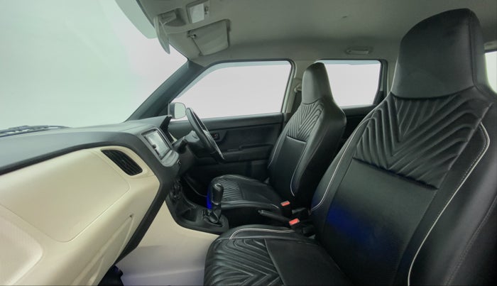2019 Maruti New Wagon-R 1.0 Lxi (o) cng, CNG, Manual, 54,324 km, Right Side Front Door Cabin