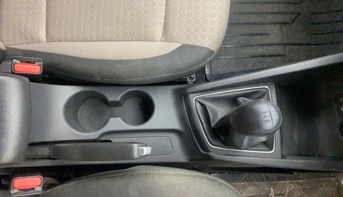 2017 Hyundai Elite i20 ASTA 1.2, Petrol, Manual, 70,914 km, Gear Lever