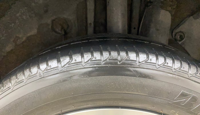 2017 Hyundai Elite i20 ASTA 1.2, Petrol, Manual, 70,914 km, Left Rear Tyre Tread