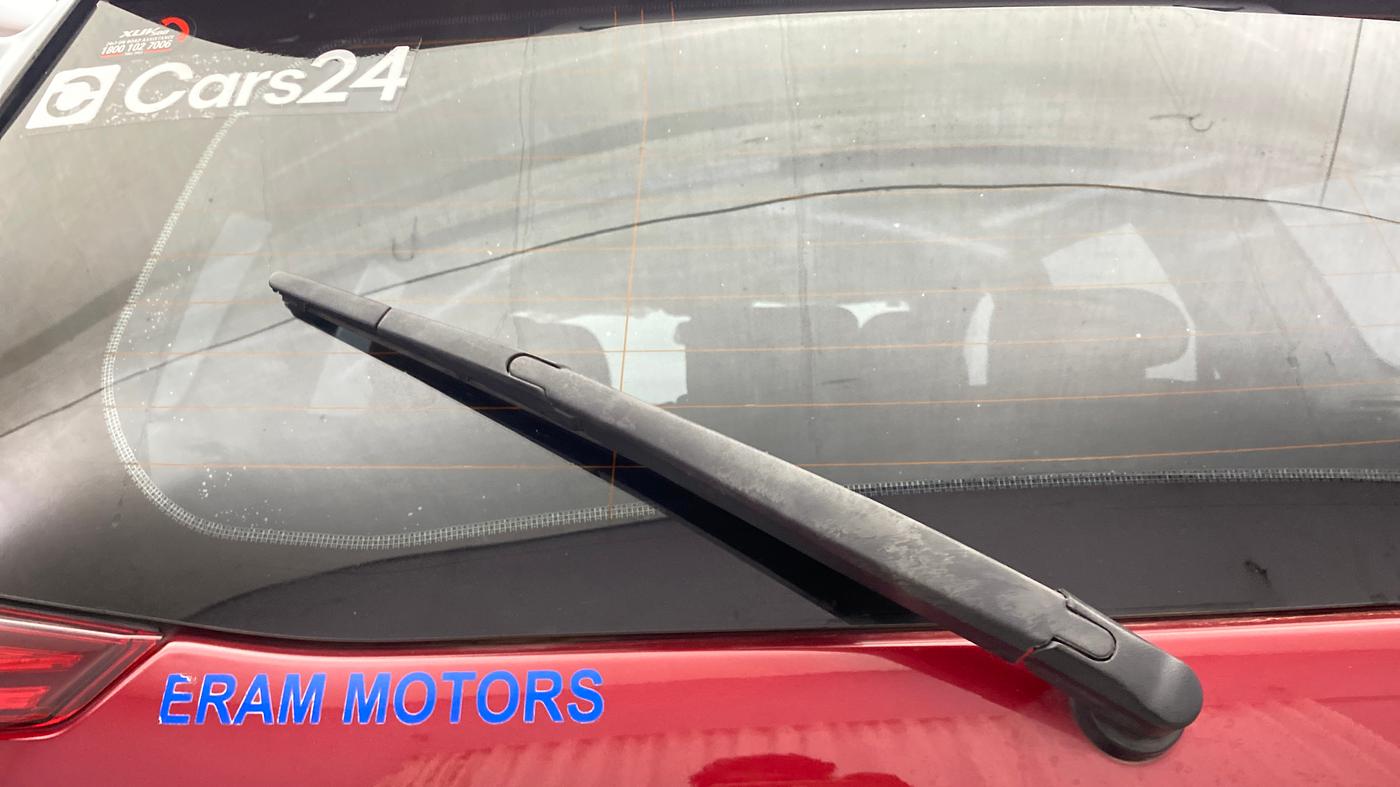 2019 Mahindra XUV500 W7, Diesel, Manual, 45,881 km, Rear Wiper
