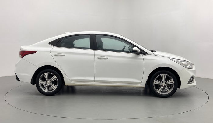 2018 Hyundai Verna 1.6 SX VTVT, Petrol, Manual, 26,922 km, Right Side View