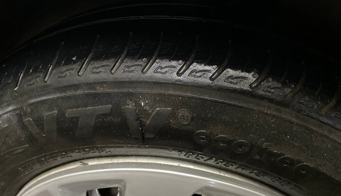 2016 Maruti Baleno SIGMA PETROL 1.2, CNG, Manual, 1,00,040 km, Left Rear Tyre Tread