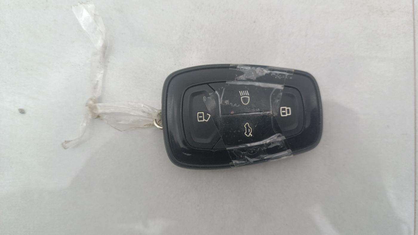 2023 Tata ALTROZ XZ PETROL, Petrol, Manual, 72,711 km, Key Close Up