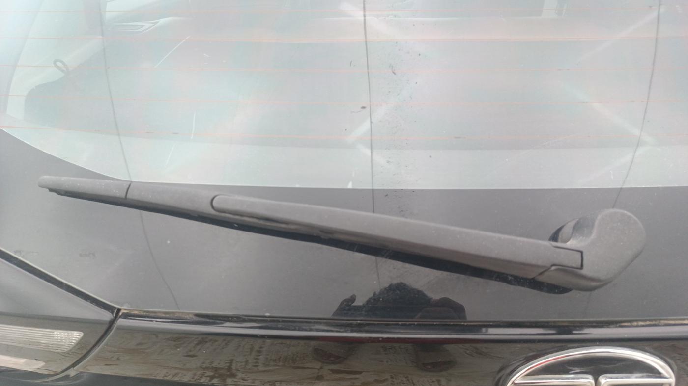 2023 Tata ALTROZ XZ PETROL, Petrol, Manual, 72,711 km, Rear Wiper