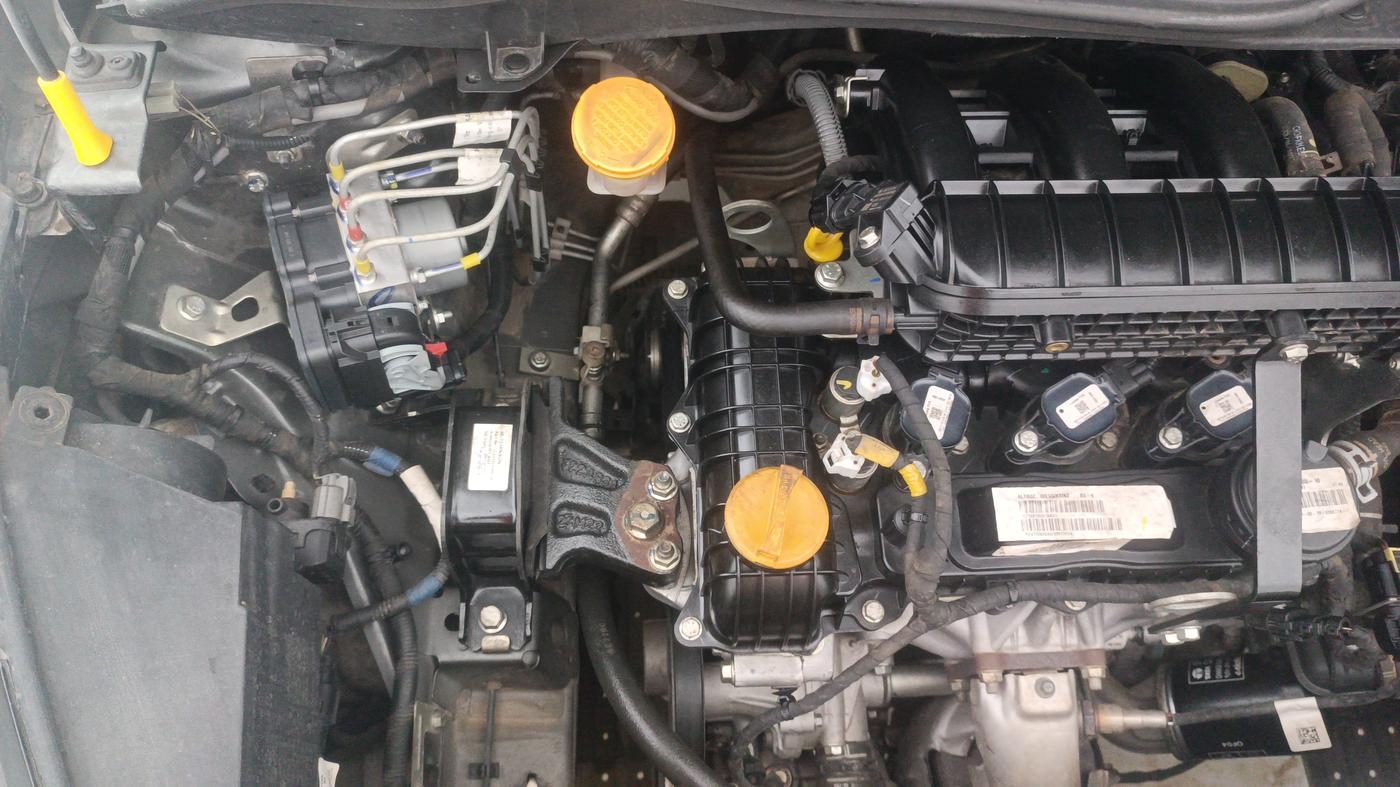 2023 Tata ALTROZ XZ PETROL, Petrol, Manual, 72,711 km, Engine View - Right