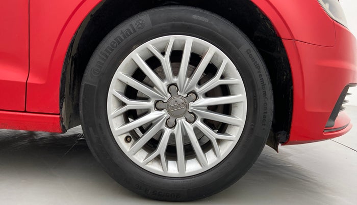 2014 Audi A3 2.0 TDI  PREMIUM, Diesel, Automatic, 53,054 km, Right Front Wheel