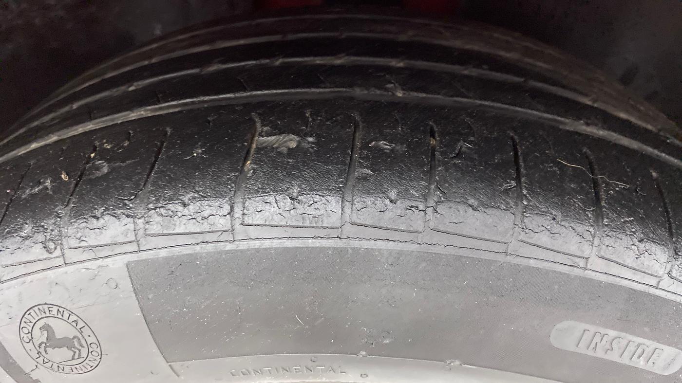 2014 Audi A3 2.0 TDI  PREMIUM, Diesel, Automatic, 53,054 km, Right Front Tyre Tread