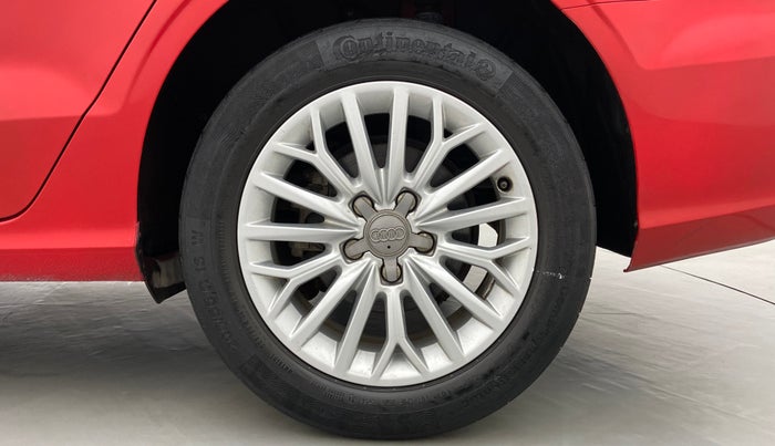 2014 Audi A3 2.0 TDI  PREMIUM, Diesel, Automatic, 53,054 km, Left Rear Wheel
