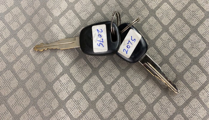 2023 Maruti Alto K10 VXI, Petrol, Manual, 27,232 km, Key Close Up