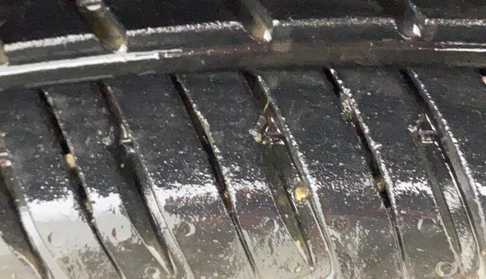 2023 Maruti Alto K10 VXI, Petrol, Manual, 27,232 km, Right Front Tyre Tread