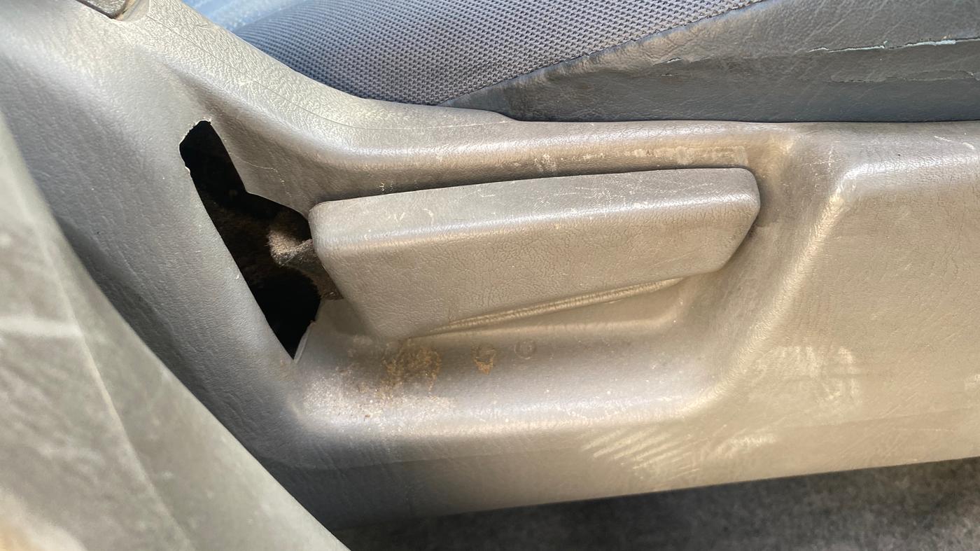 2013 Maruti Alto K10 VXI, Petrol, Manual, 51,574 km, Driver Side Adjustment Panel
