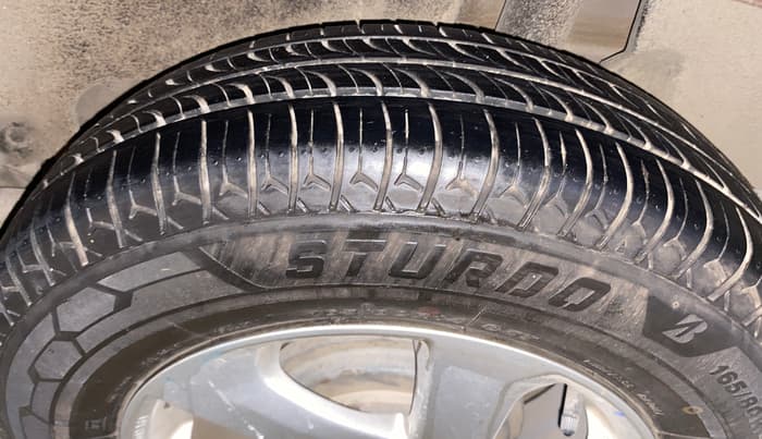 2017 Maruti Dzire VXI, Petrol, Manual, 88,067 km, Left Rear Tyre Tread