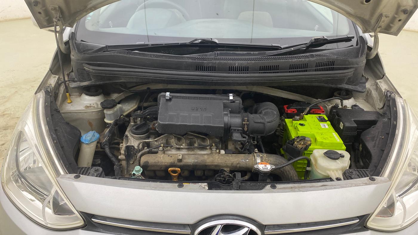2015 Hyundai Grand i10 SPORTZ 1.1 CRDI, Diesel, Manual, 97,024 km, Engine View