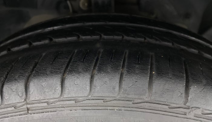 2018 Ford FREESTYLE TITANIUM 1.2 TI-VCT MT, Petrol, Manual, 31,169 km, Right Front Tyre Tread
