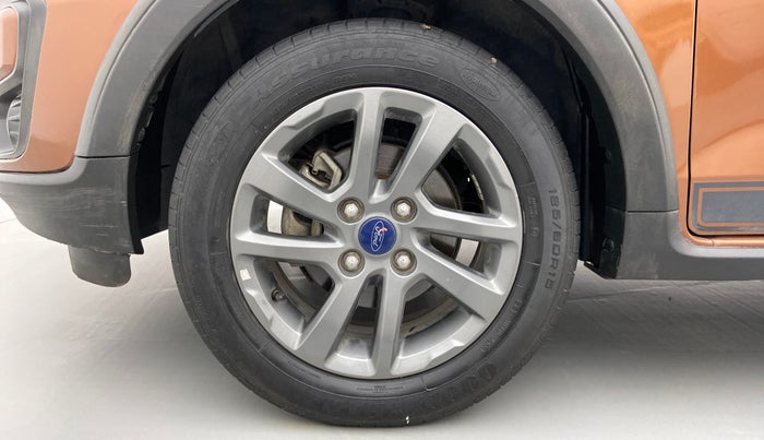 2018 Ford FREESTYLE TITANIUM 1.2 TI-VCT MT, Petrol, Manual, 31,169 km, Left Front Wheel