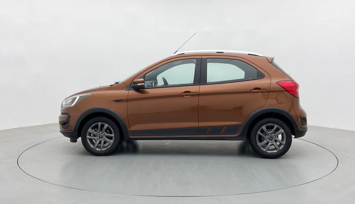 2018 Ford FREESTYLE TITANIUM 1.2 TI-VCT MT, Petrol, Manual, 31,169 km, Left Side