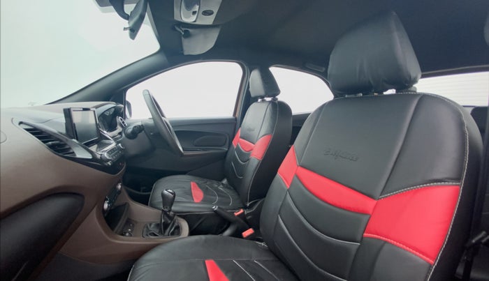 2018 Ford FREESTYLE TITANIUM 1.2 TI-VCT MT, Petrol, Manual, 31,169 km, Right Side Front Door Cabin