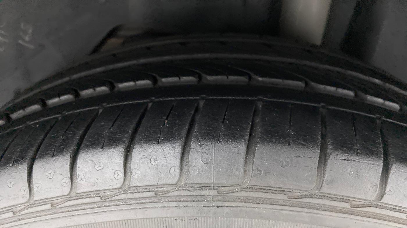 2018 Ford FREESTYLE TITANIUM 1.2 TI-VCT MT, Petrol, Manual, 31,169 km, Left Rear Tyre Tread