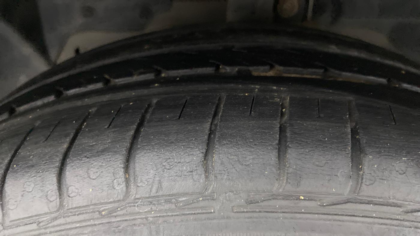 2018 Ford FREESTYLE TITANIUM 1.2 TI-VCT MT, Petrol, Manual, 31,169 km, Left Front Tyre Tread