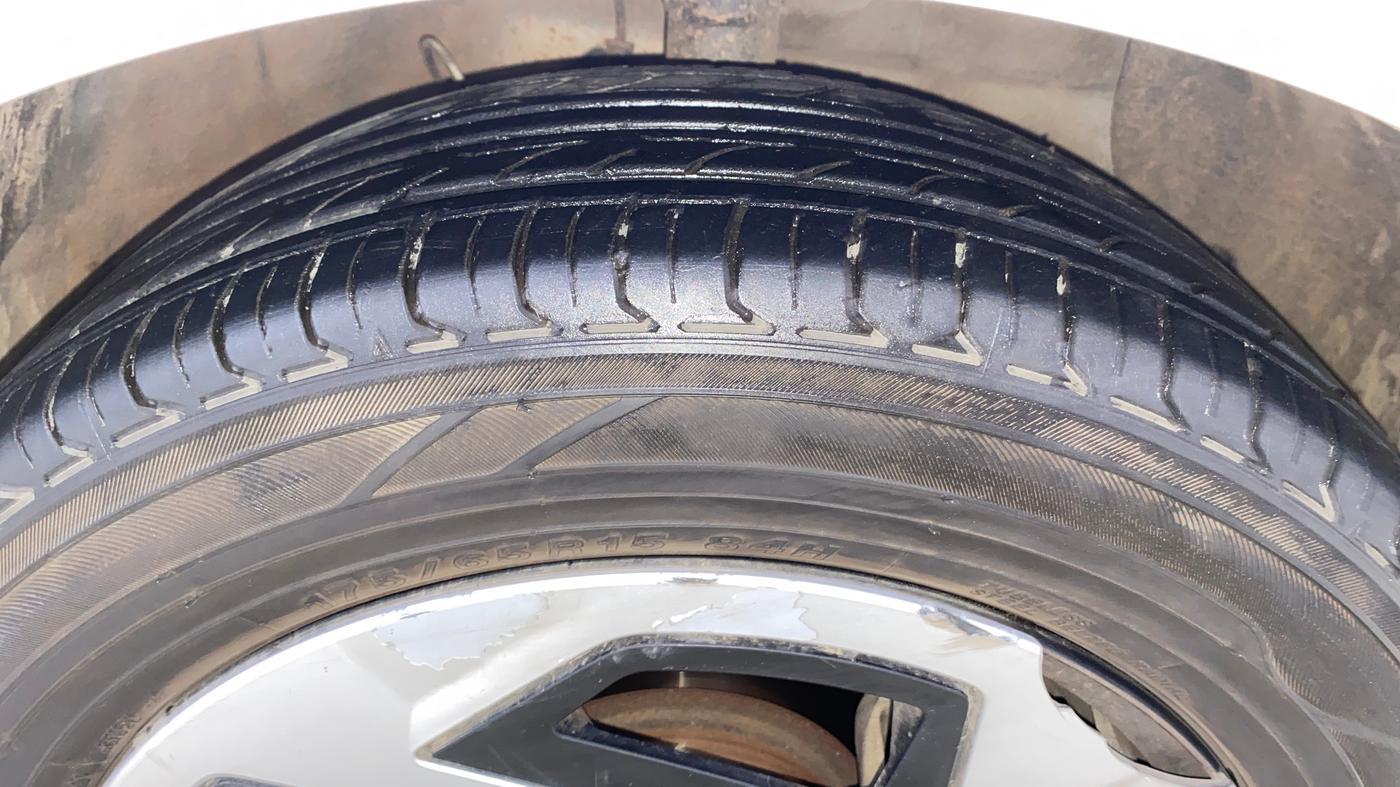 2023 Hyundai AURA S 1.2 CNG, CNG, Manual, 52,905 km, Right Front Tyre Tread