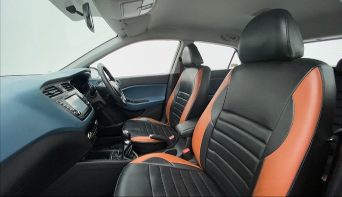 2017 Hyundai i20 Active 1.2 SX, Petrol, Manual, 28,674 km, Right Side Front Door Cabin