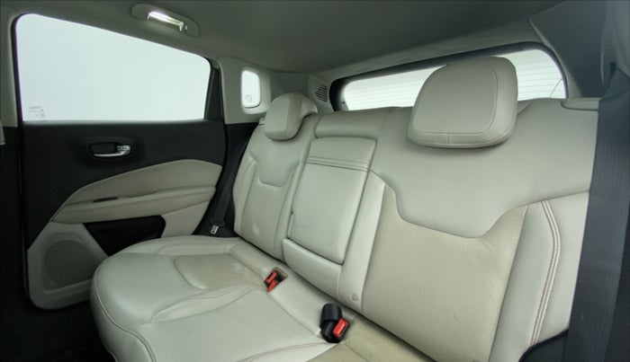 2017 Jeep Compass LIMITED O 1.4 AT, Petrol, Automatic, 38,602 km, Right Side Rear Door Cabin