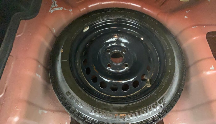 2015 Hyundai Xcent SX 1.2, Petrol, Manual, 1,14,980 km, Spare Tyre